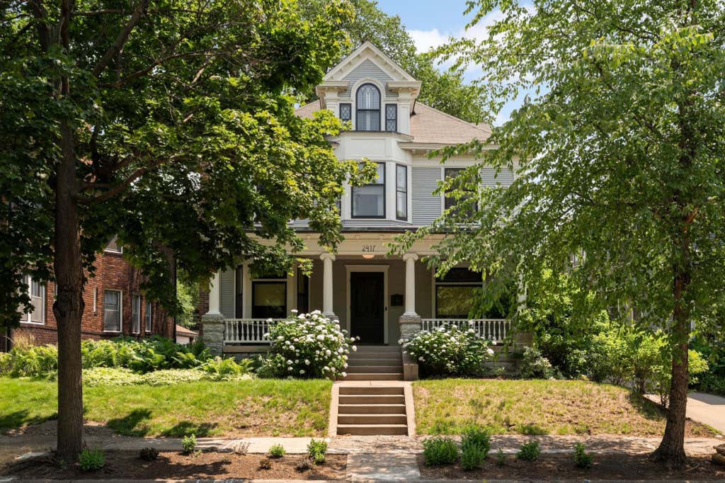 Photo of 2417 Colfax Avenue S, Minneapolis, MN 55405 (MLS # 7099419)