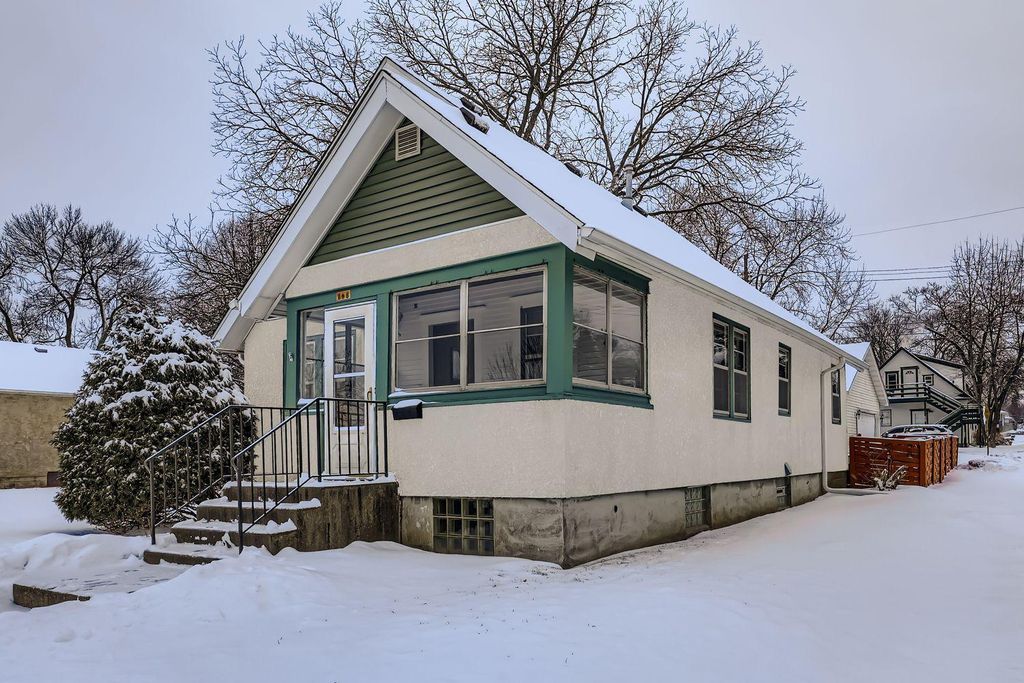 Photo of 900 7th Ave S Ave, South Saint Paul, MN 55075 (MLS # 7004967)