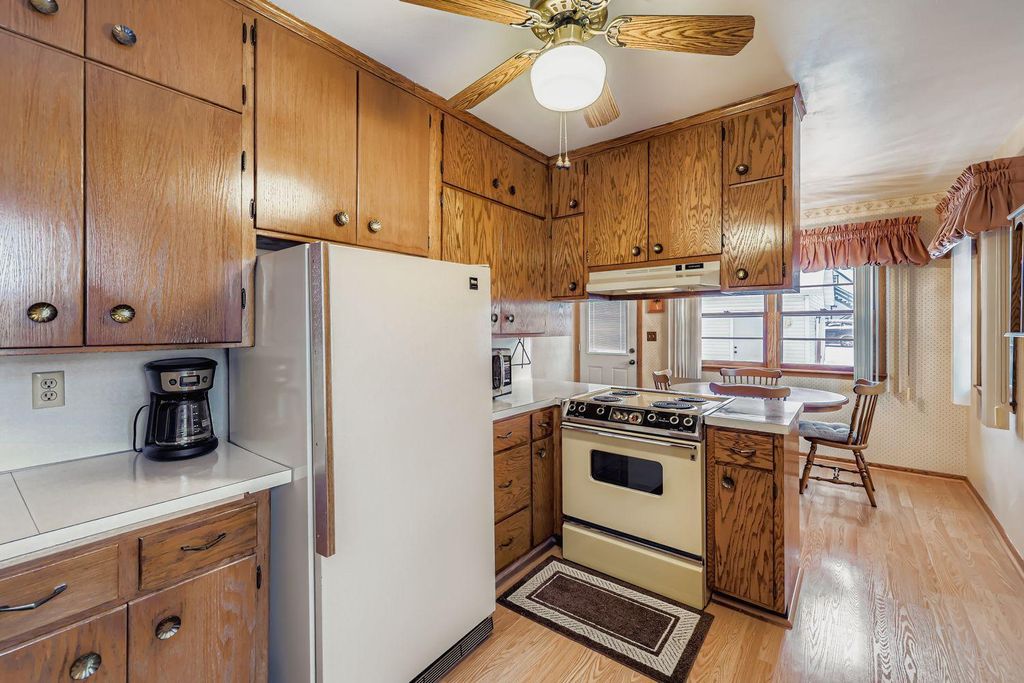 Photo of 900 7th Ave S Ave, South Saint Paul, MN 55075 (MLS # 7004967)