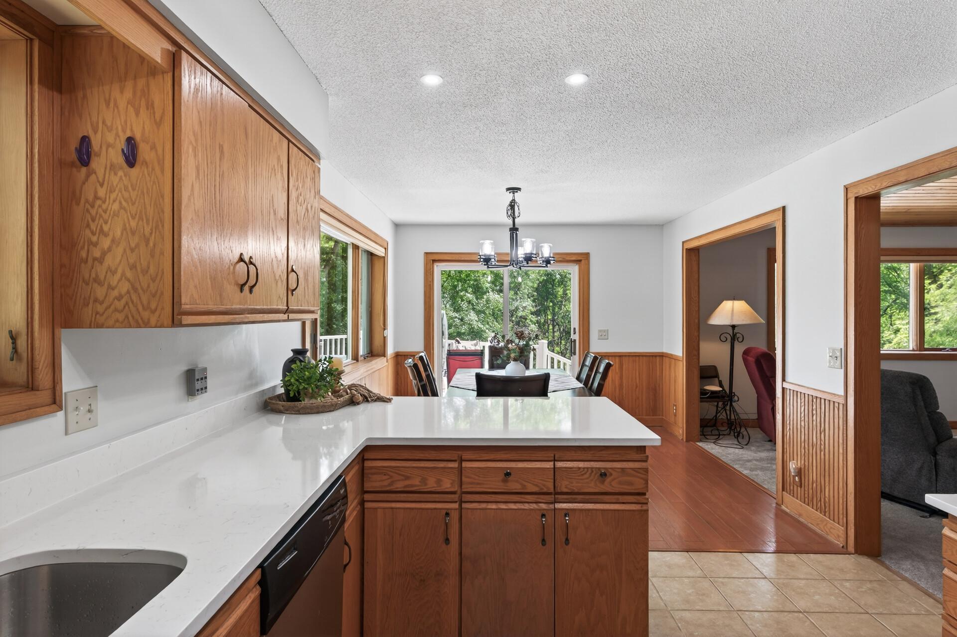 23045 Plateau Drive