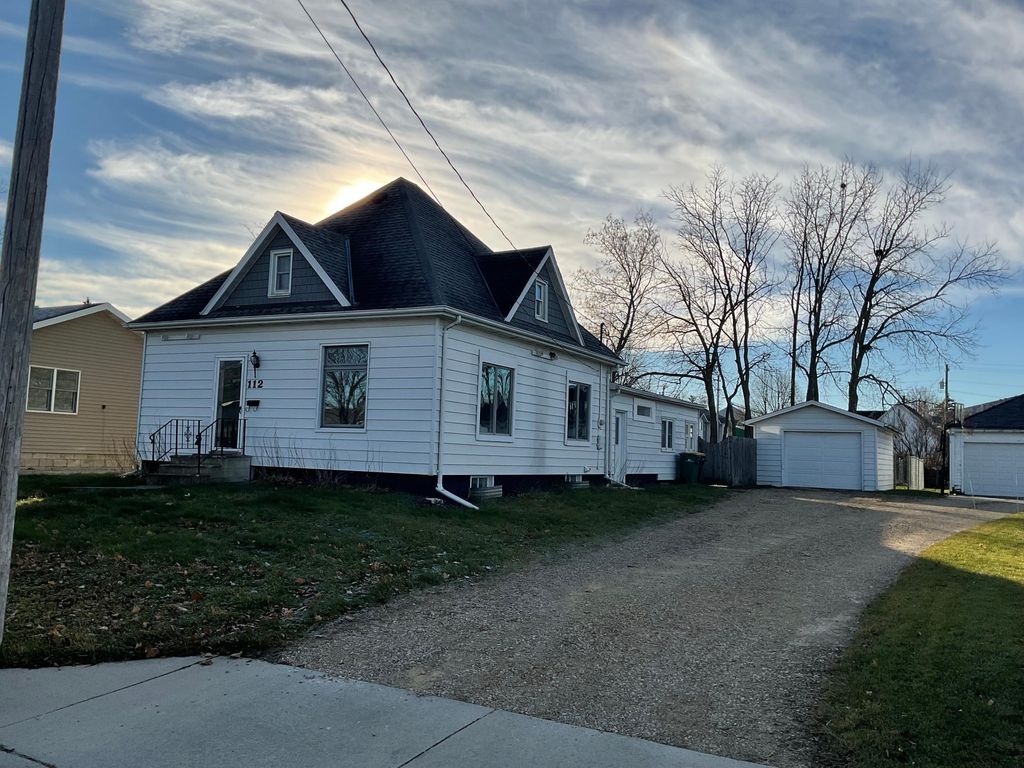 Photo of 112 5th Street NE, Stewartville, MN 55976 (MLS # 6818490)