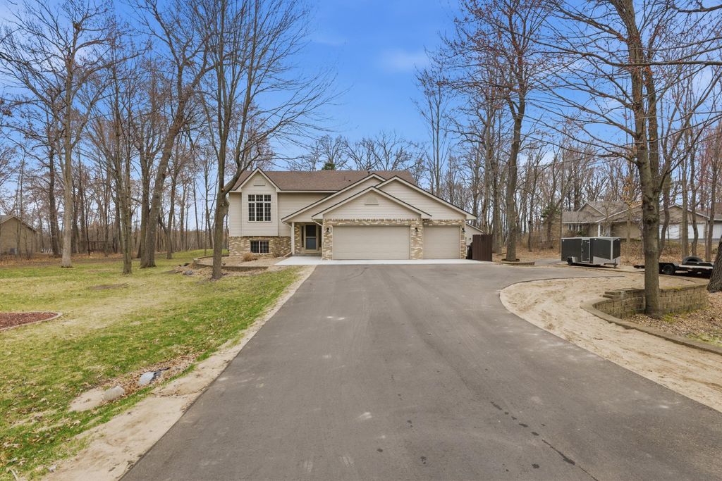 Photo of 20760 Okinawa Street NE, Cedar, MN 55011 (MLS # 7052602)