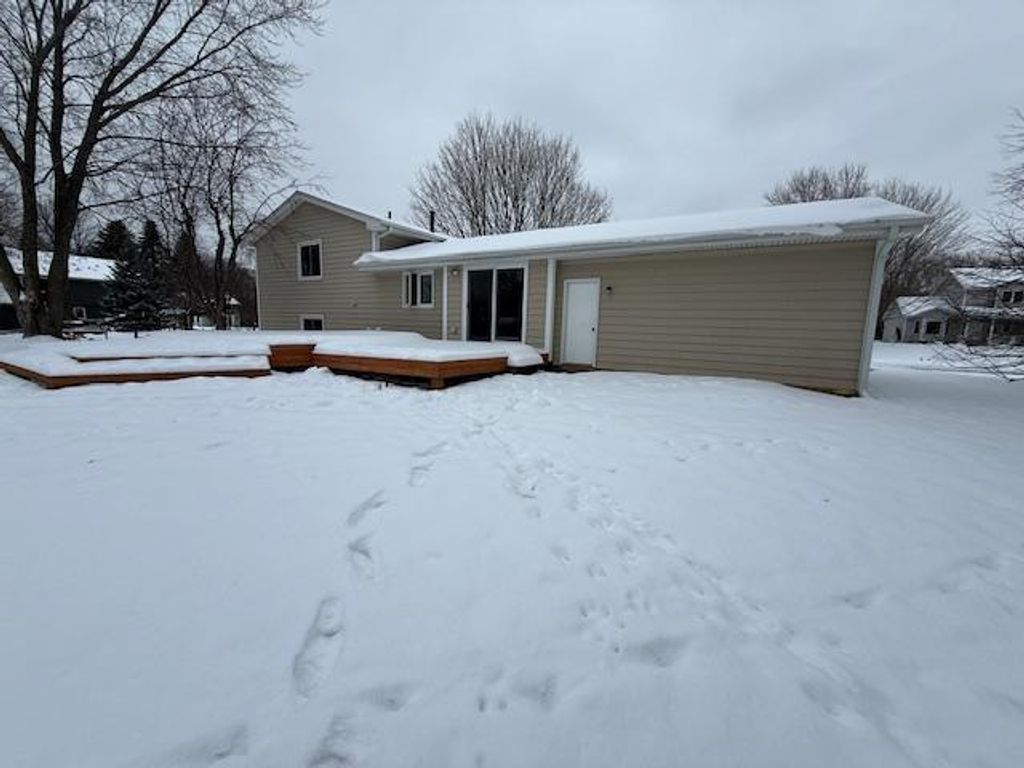 Photo of 1002 Cross Road, Eagan, MN 55123 (MLS # 6825259)
