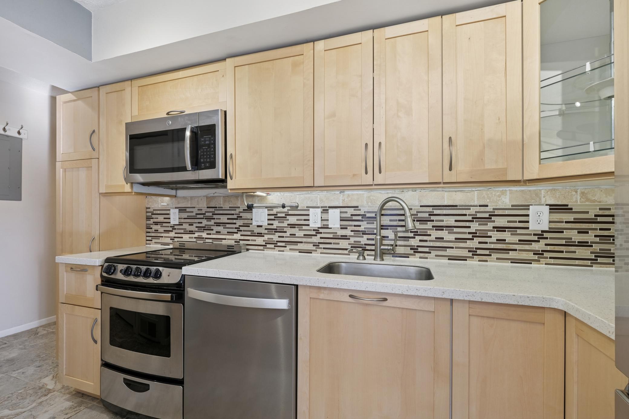 1261 Cleveland Avenue N 2A