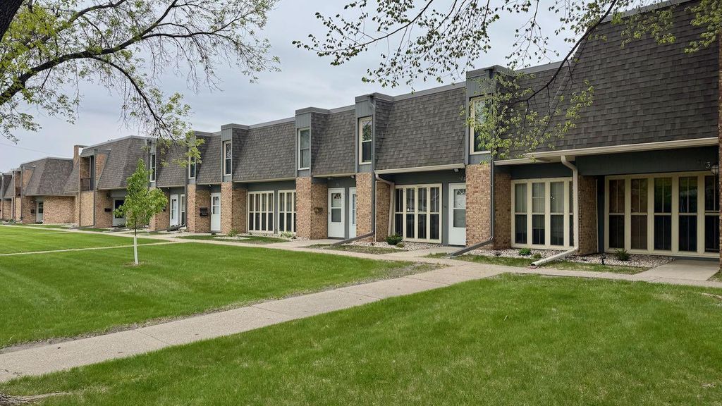 Photo of 807 23rd Avenue S, Moorhead, MN 56560 (MLS # 7080028)