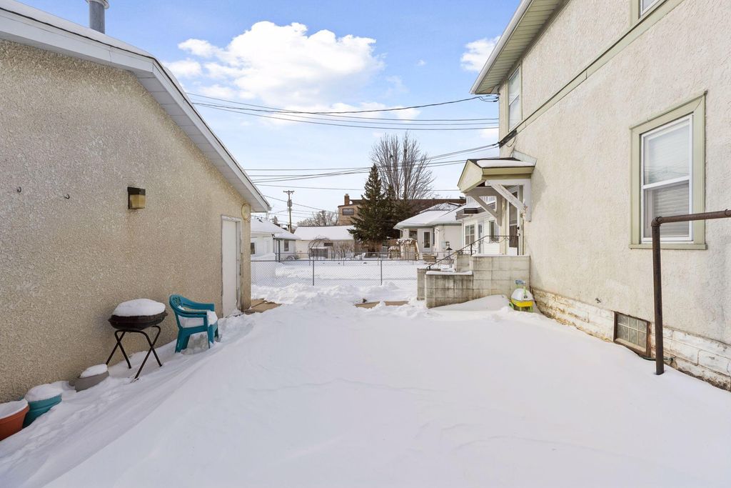 Photo of 133 8th Avenue S, South Saint Paul, MN 55075 (MLS # 7035907)