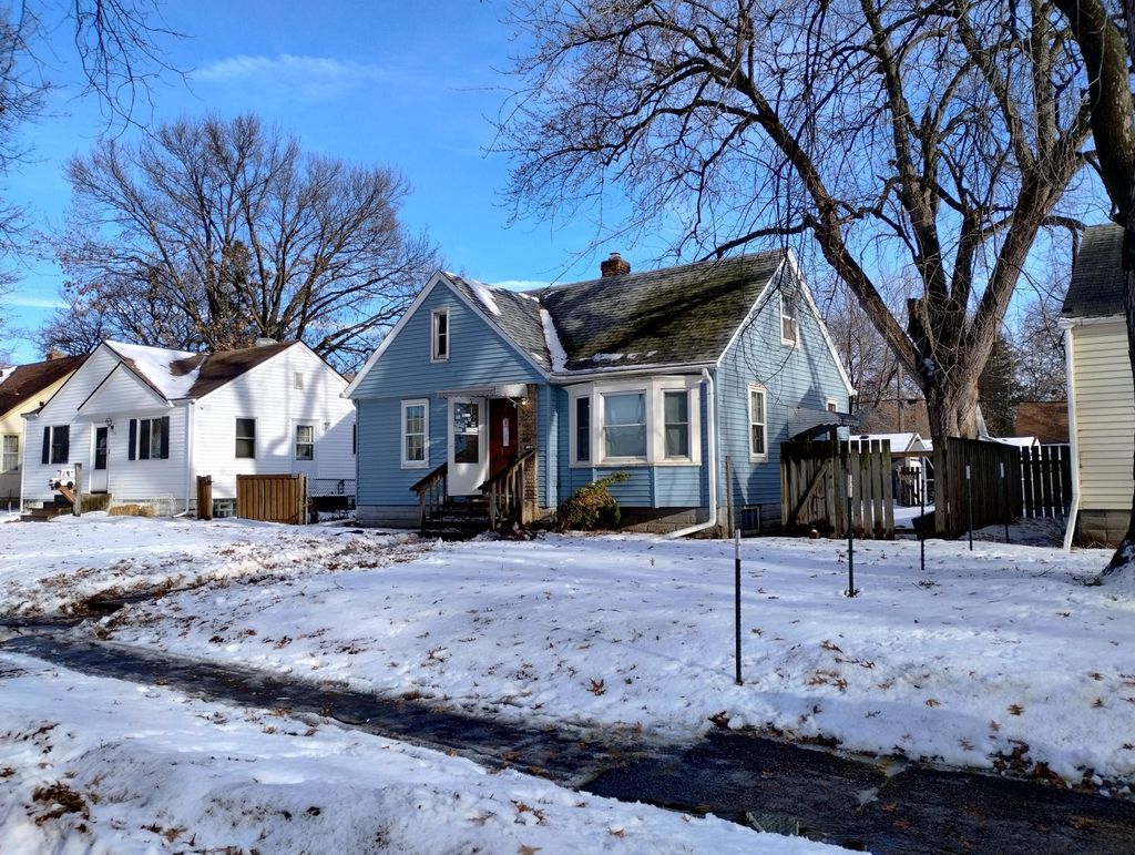 Photo of 4140 James Avenue N, Minneapolis, MN 55412 (MLS # 7007176)