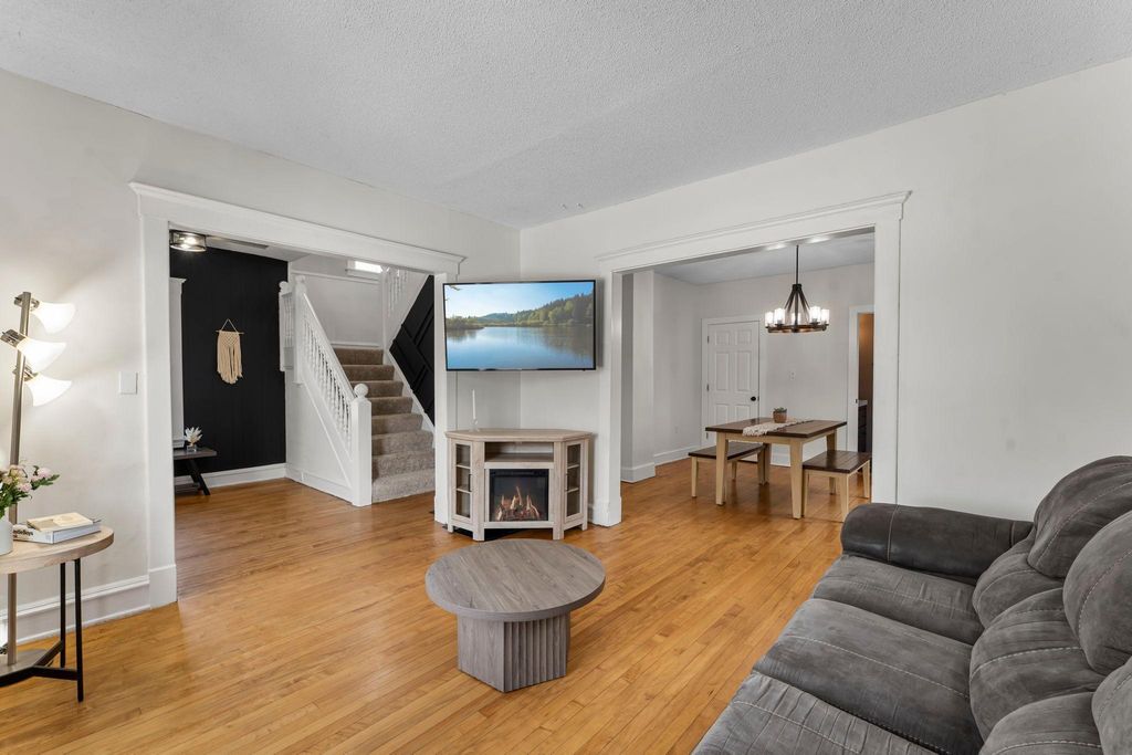 Photo of 3501 Longfellow Avenue, Minneapolis, MN 55407 (MLS # 7011016)