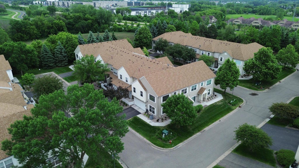 Photo of 2033 Poppy Drive, Chanhassen, MN 55317 (MLS # 7106707)