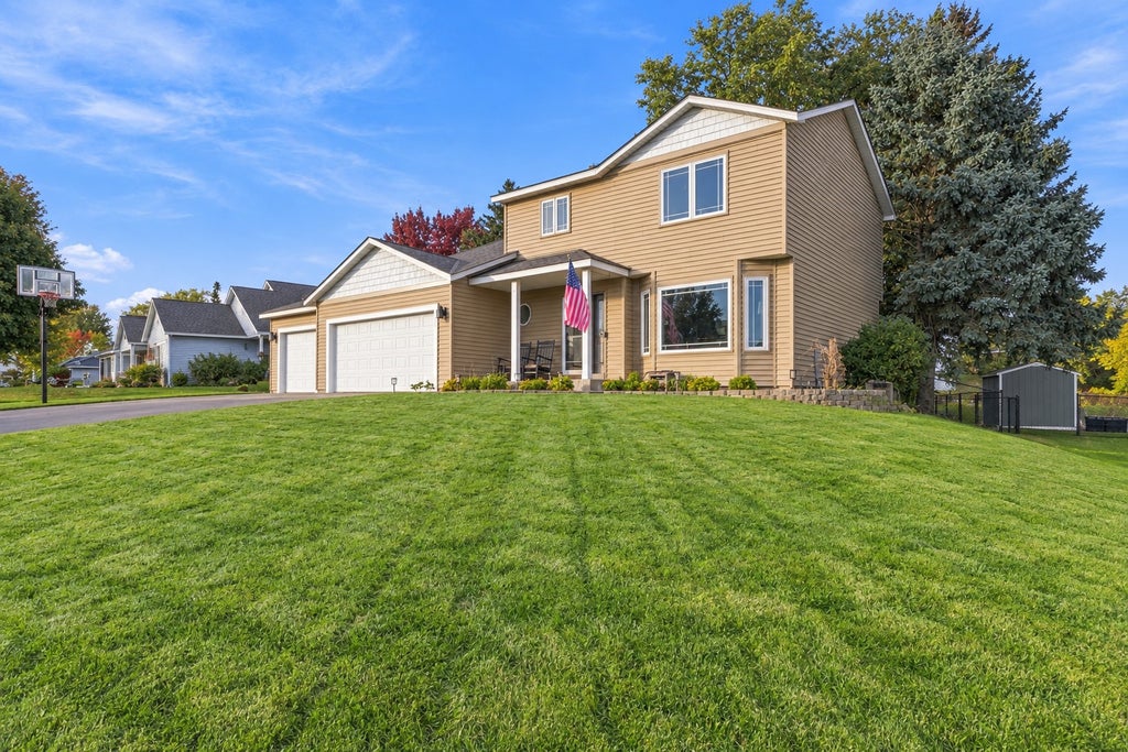 Photo of 9078 Sierra Road, Woodbury, MN 55125 (MLS # 7156615)