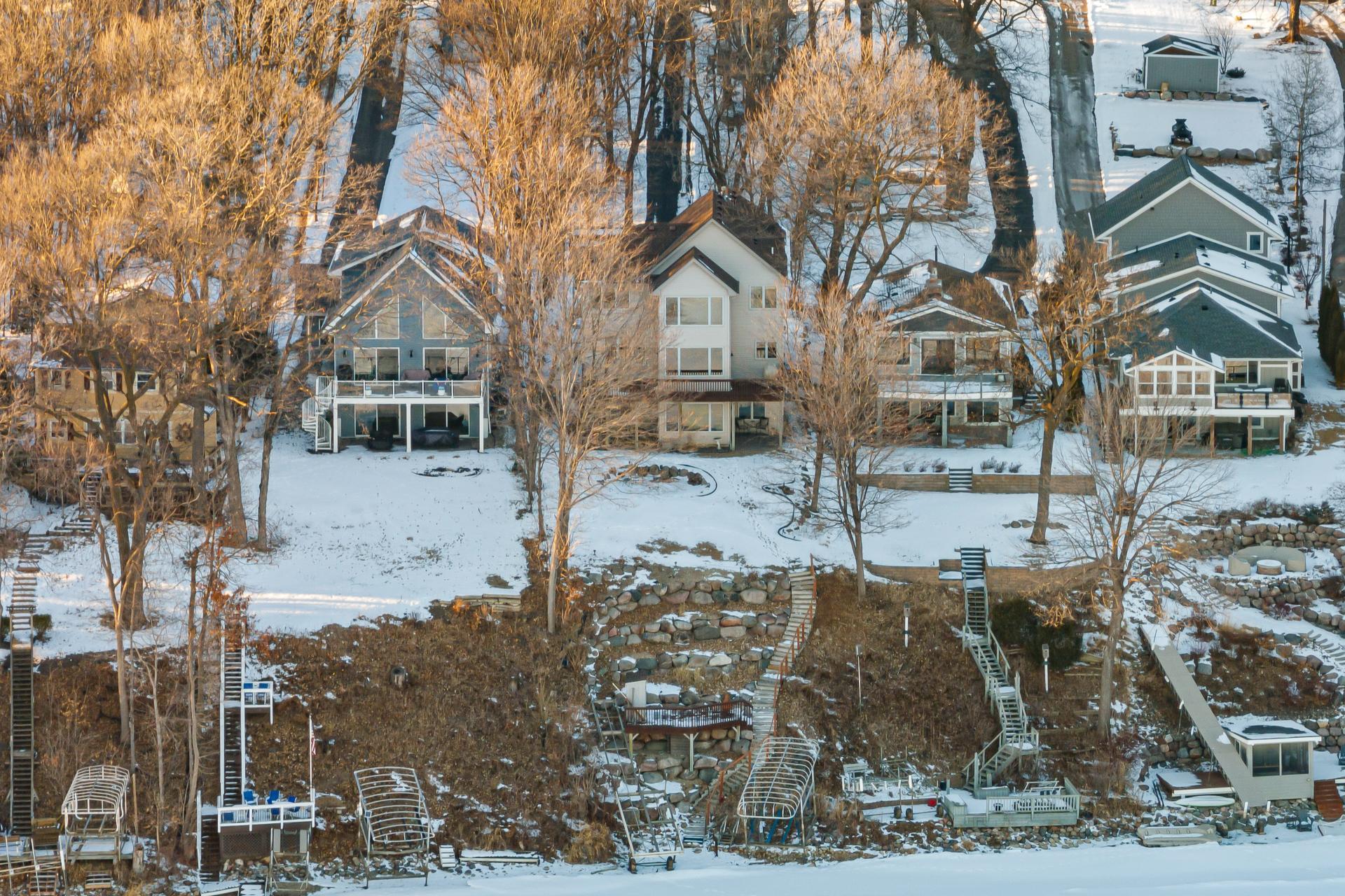 16091 Northwood Road NW