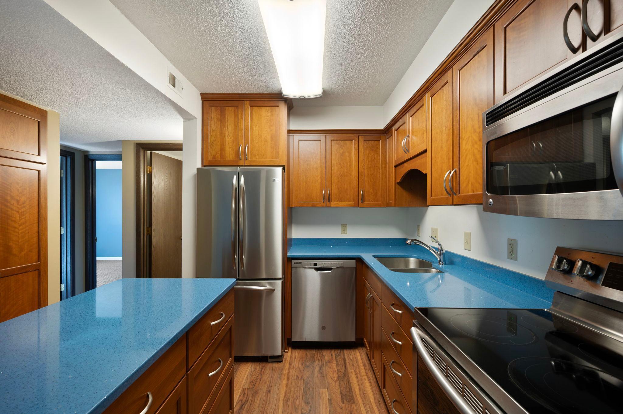 2680 Oxford Street N 126