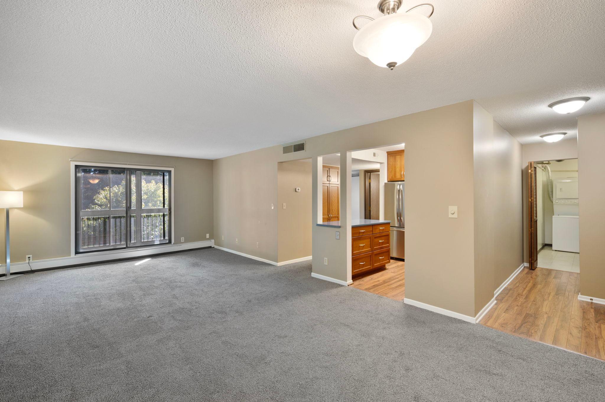 2680 Oxford Street N 126