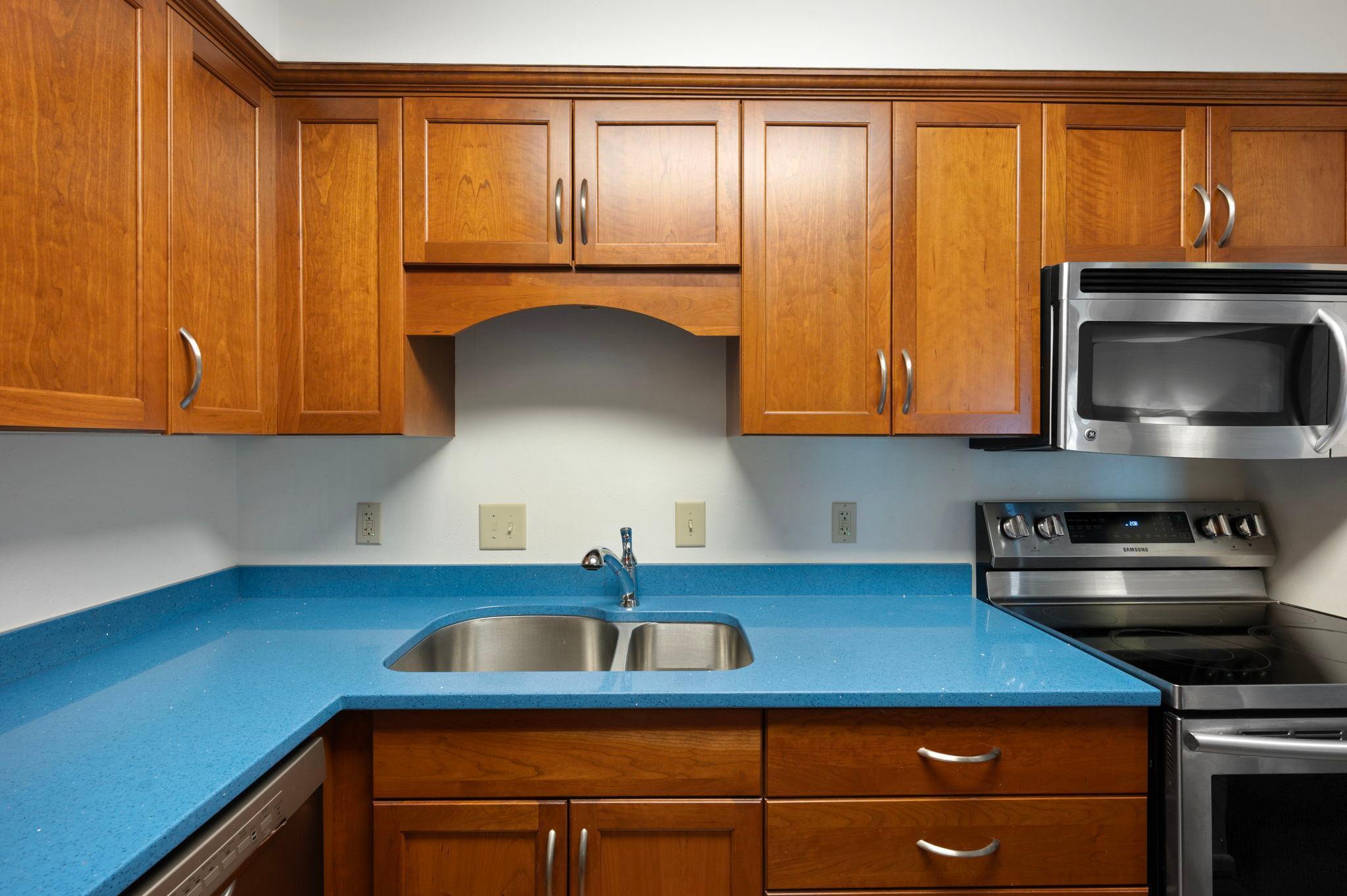 2680 Oxford Street N 126