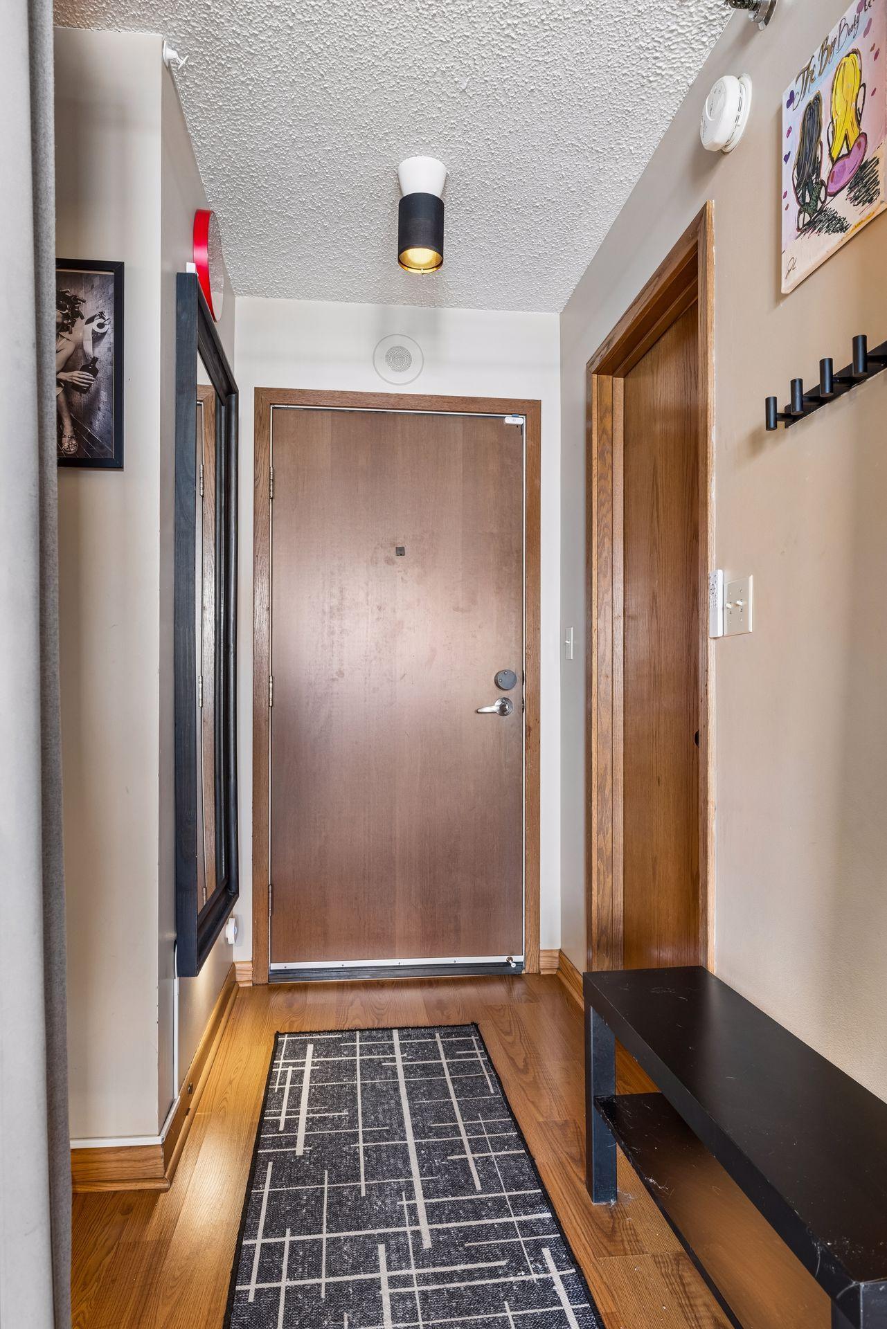 433 S 7th Street 1704