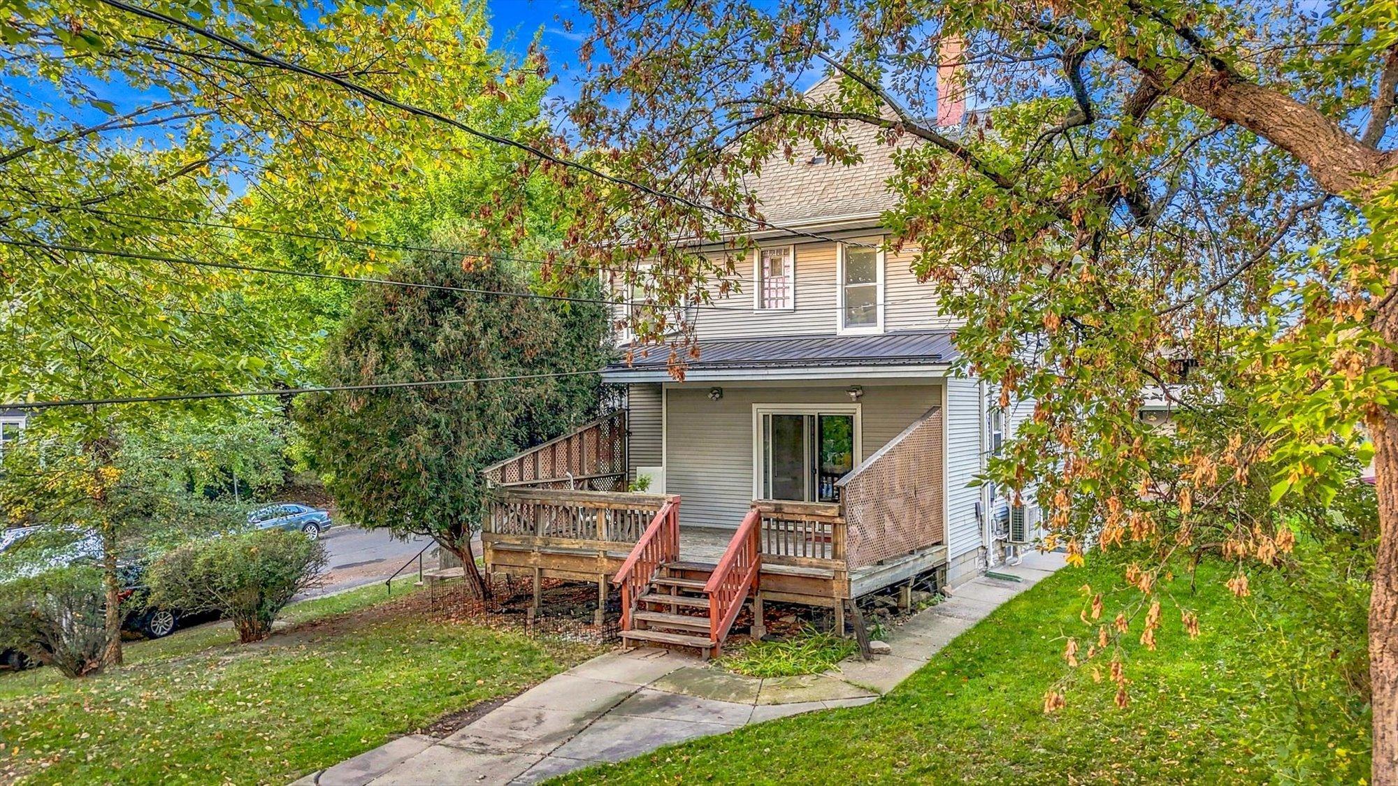 2016 Laurel Avenue