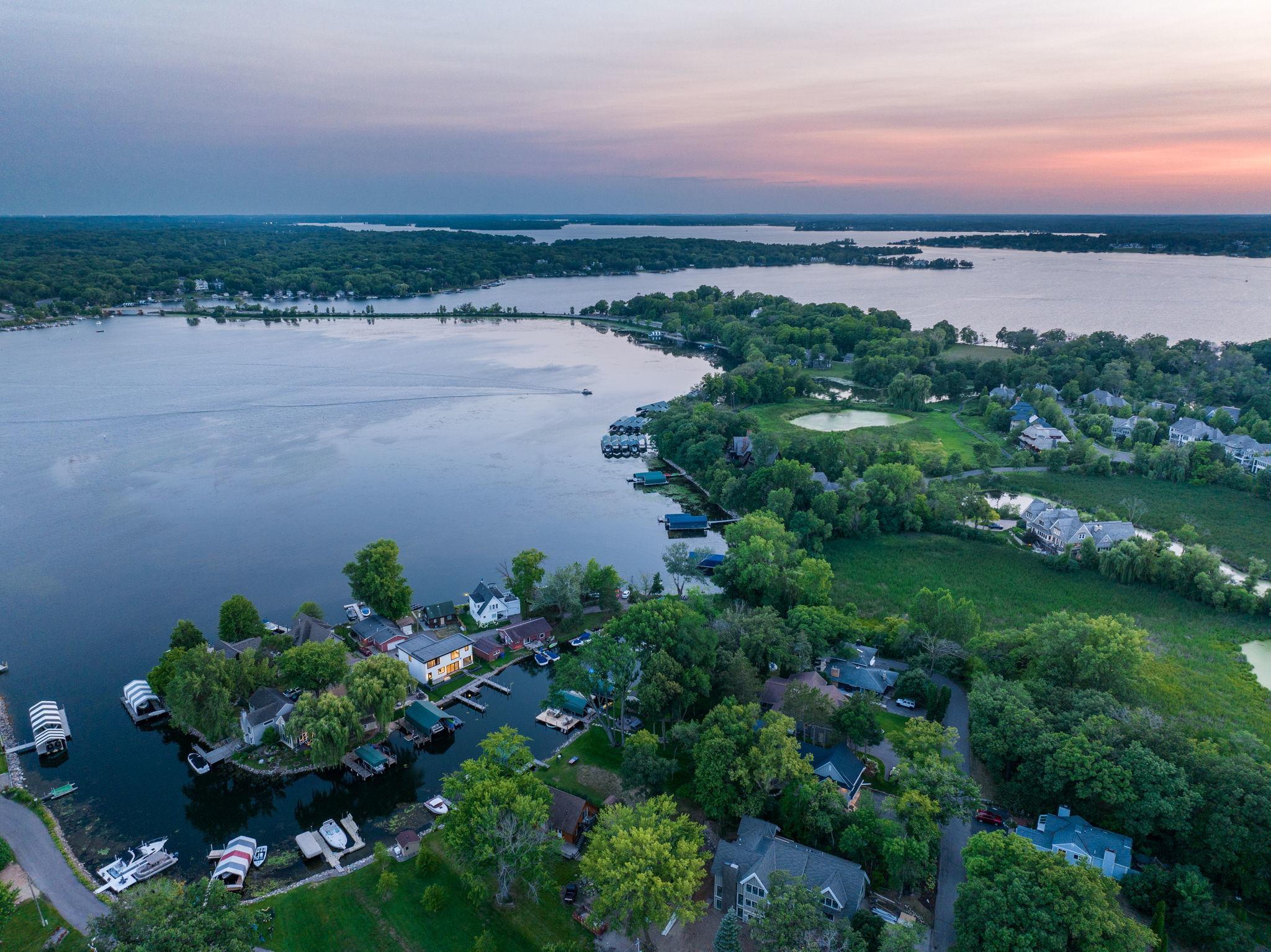 425 Carpenters Point