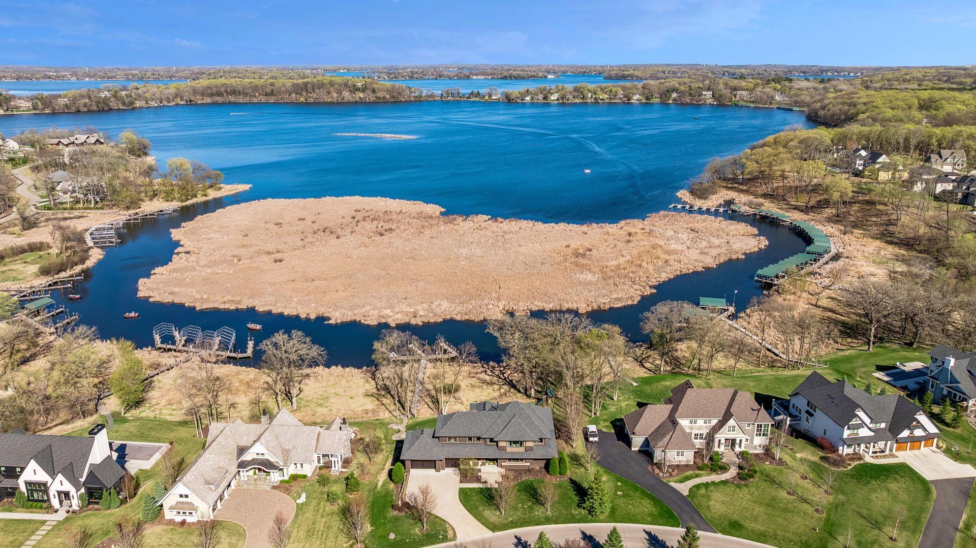 3776 Woodland Cove Parkway