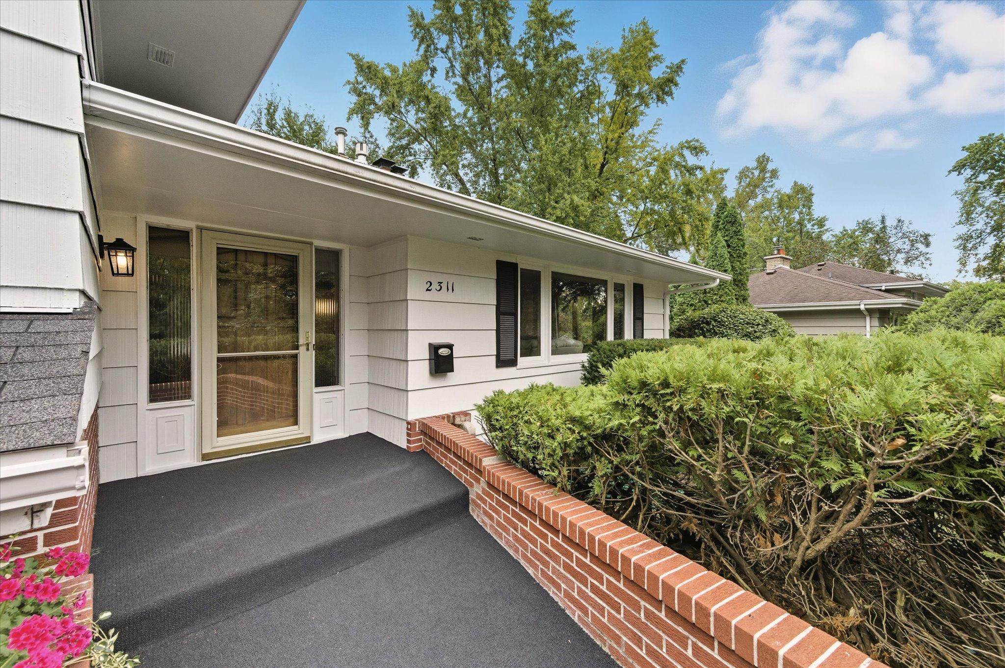 2311 Gettysburg Avenue S