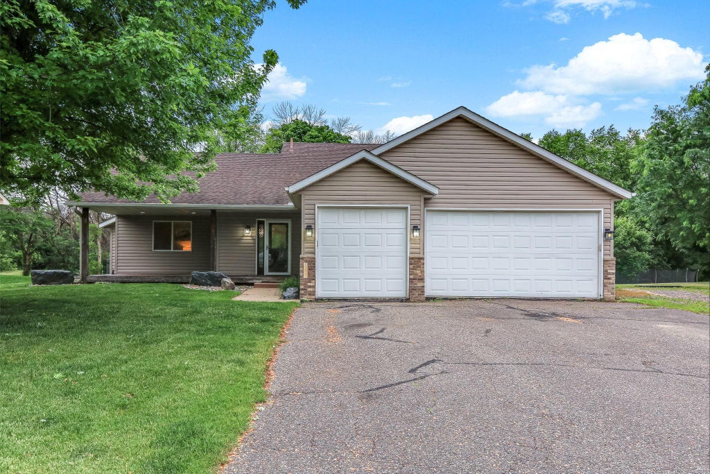 Photo of 544 Maple Knoll Way NW, Saint Michael, MN 55376 (MLS # 7091930)