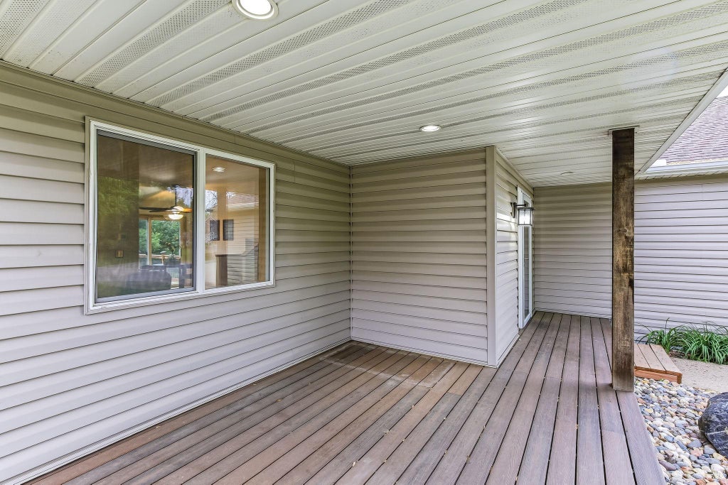 Photo of 544 Maple Knoll Way NW, Saint Michael, MN 55376 (MLS # 7091930)