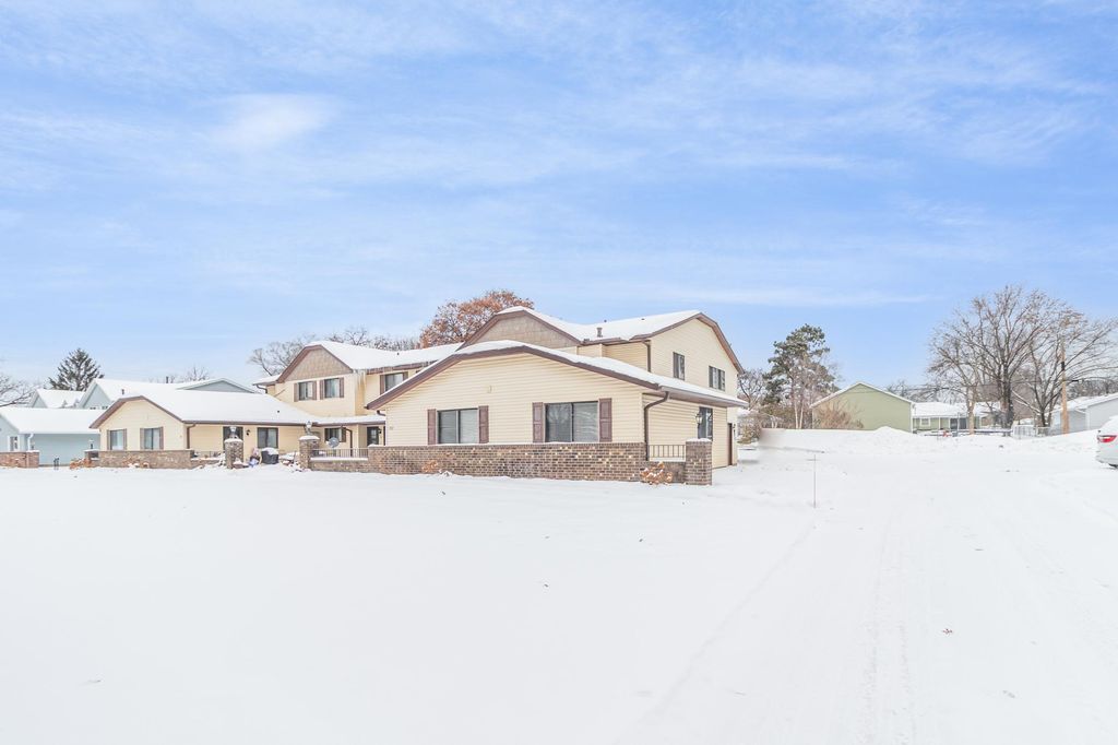 Photo of 103 96th Lane NE, Blaine, MN 55434 (MLS # 6824118)