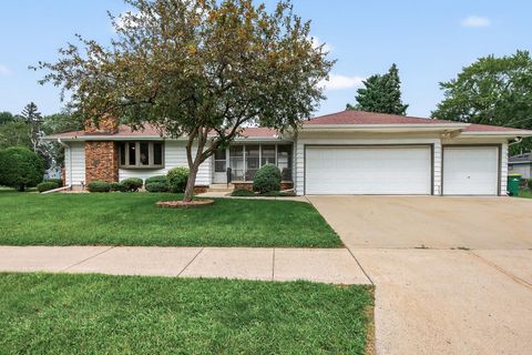 9549 5th Avenue S Bloomington MN 55420