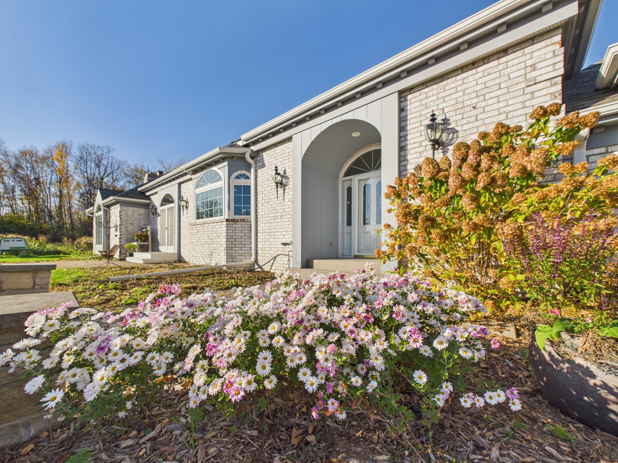 11832 County Road 51