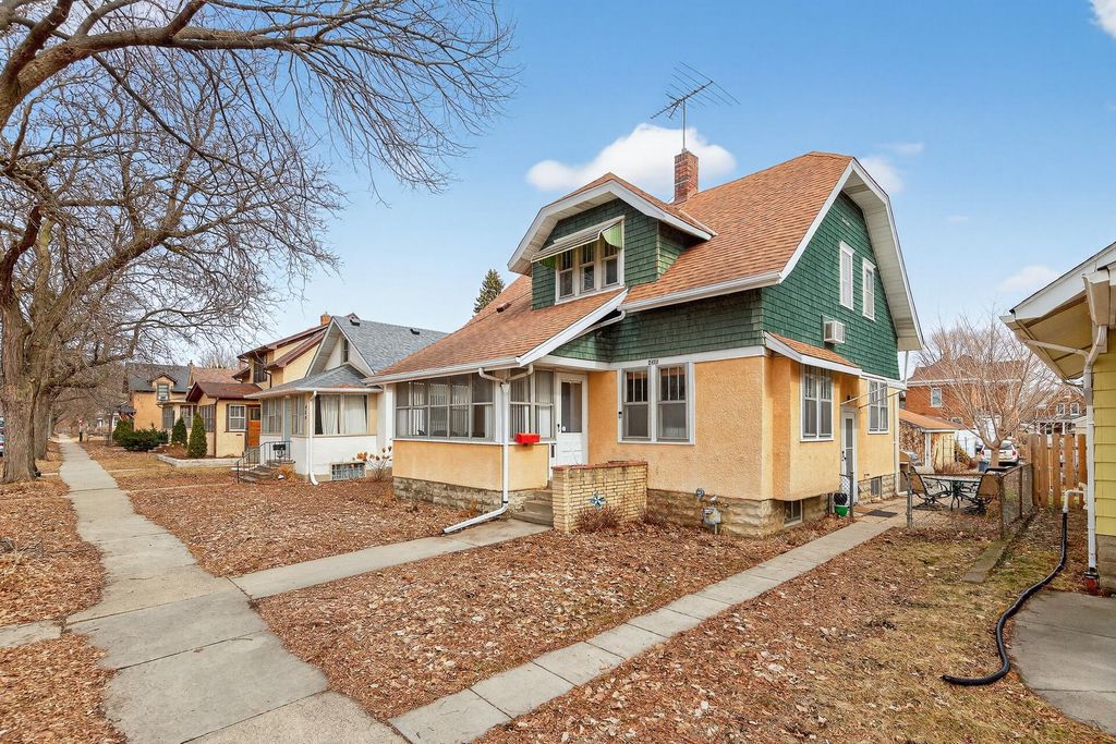 Photo of 428 Fulton Street, Saint Paul, MN 55102 (MLS # 7032379)