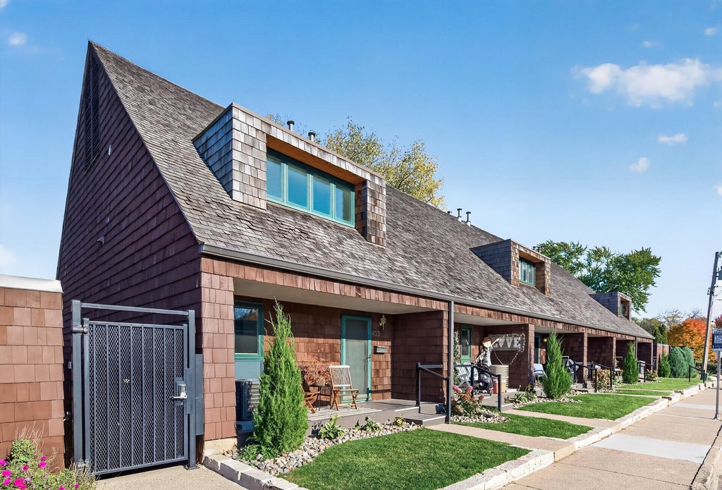 Photo of 423 Lake Street, Excelsior, MN 55331 (MLS # 7164580)