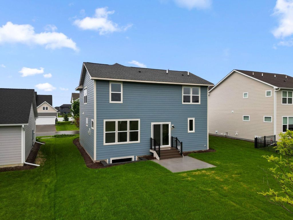 Photo of 10191 Arrowwood Path, Woodbury, MN 55129 (MLS # 7002533)