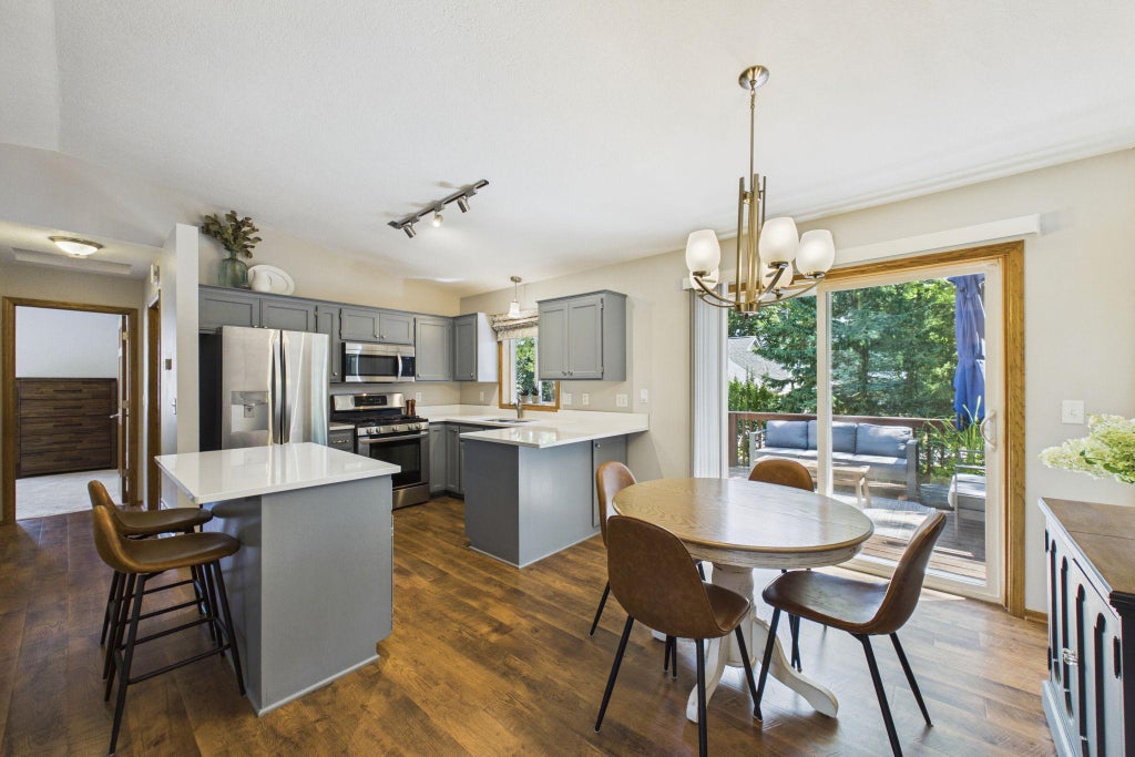 Photo of 1401 Driving Park Road, Stillwater, MN 55082 (MLS # 7151883)