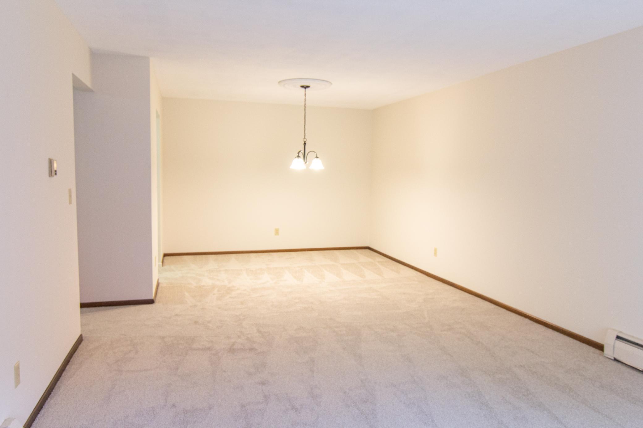 2690 Oxford Street N 247