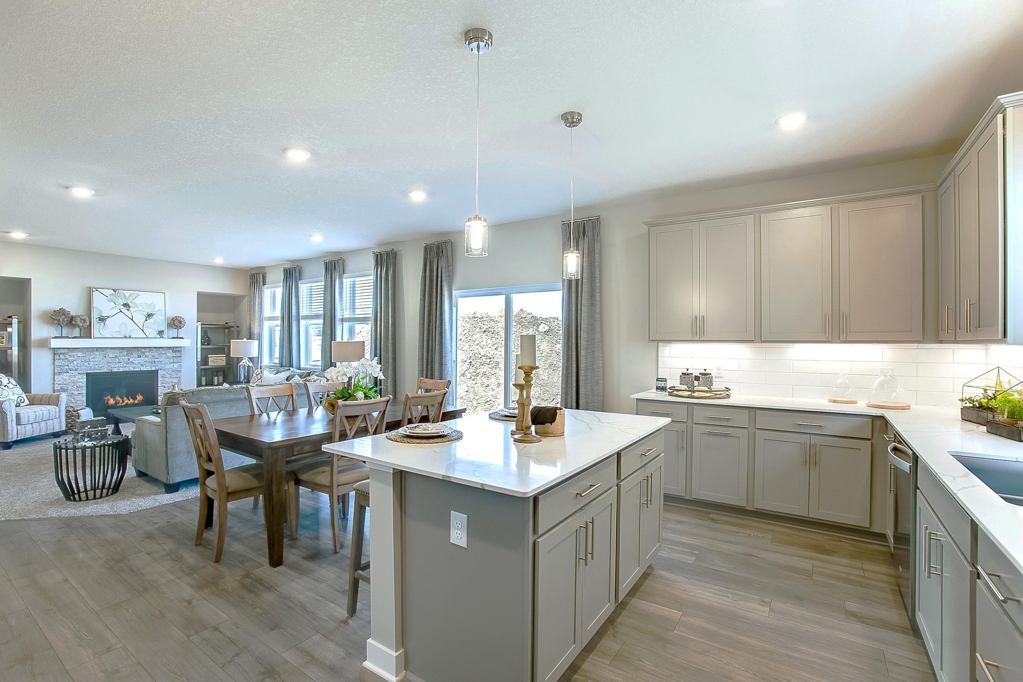 3923 Carver Boulevard