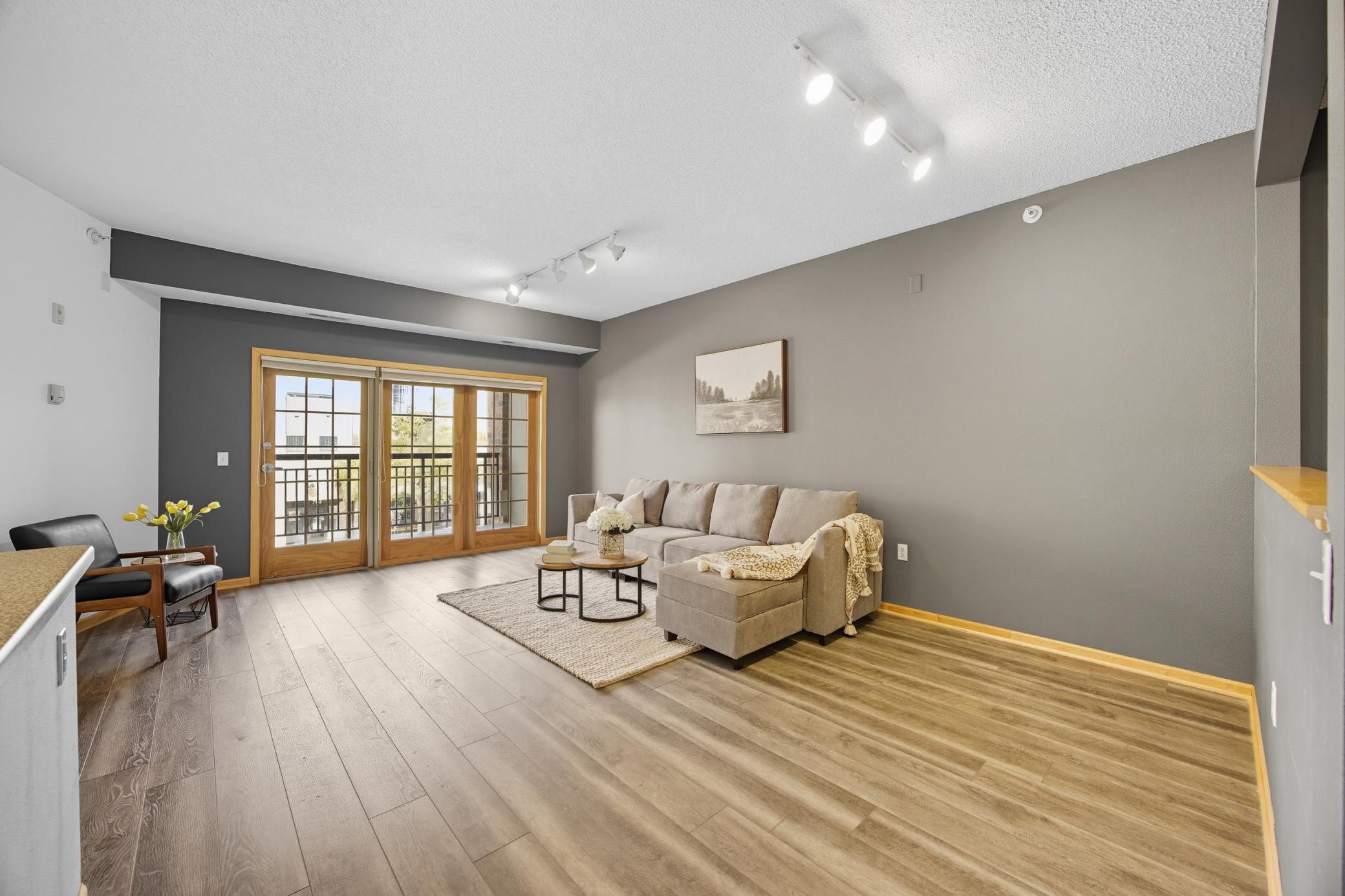 750 Mainstreet 210