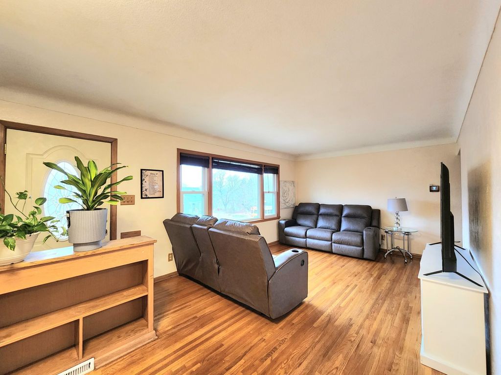 Photo of 1158 Bradley Street, Saint Paul, MN 55130 (MLS # 6823718)