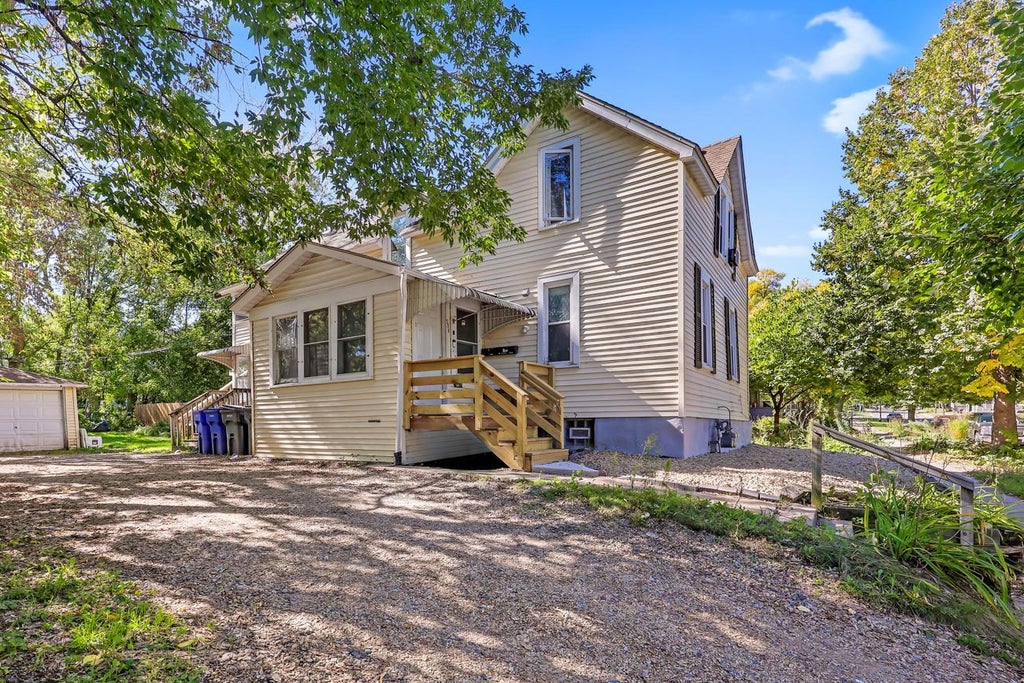 Photo of 308 Stevens Street W, Saint Paul, MN 55107 (MLS # 7155676)