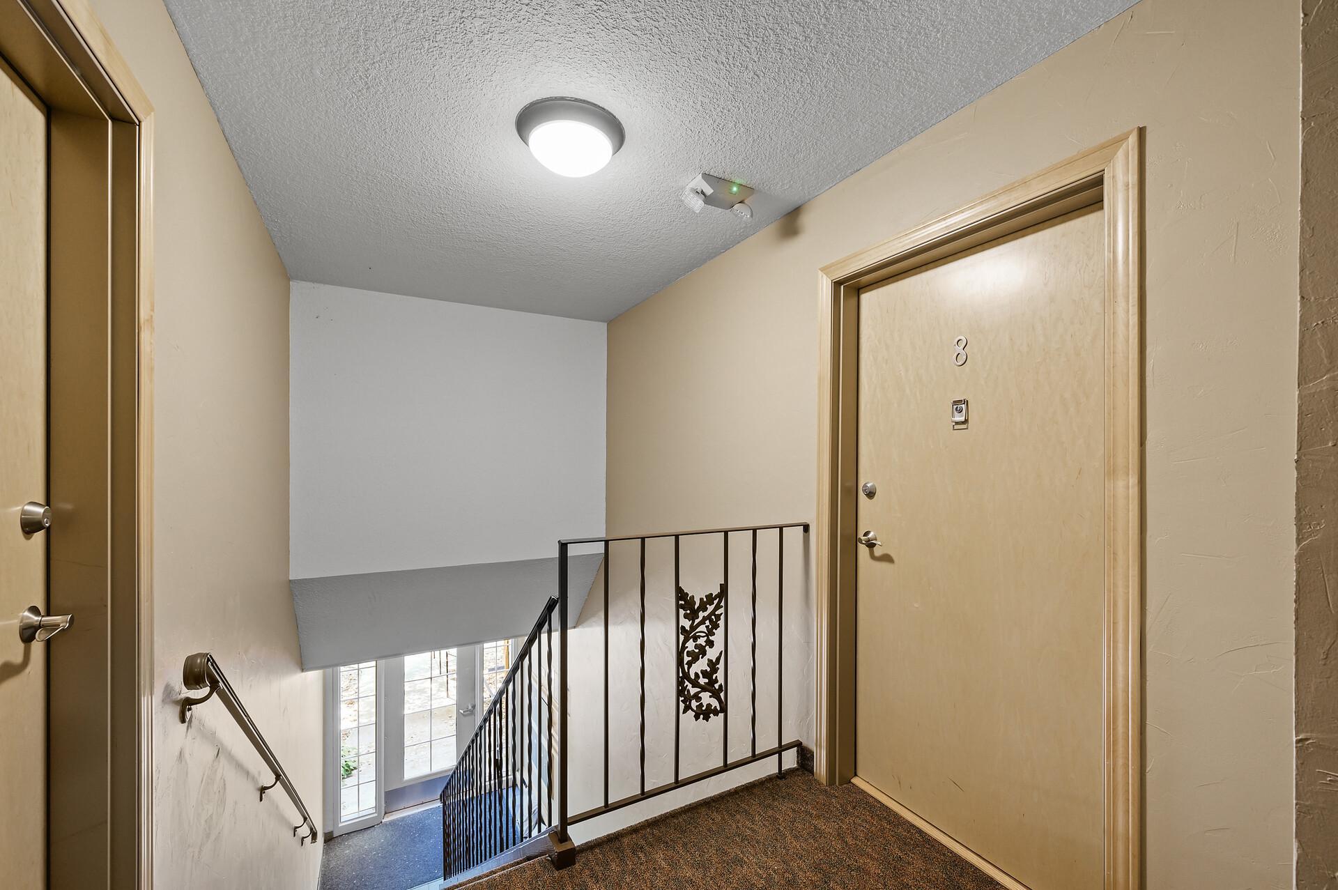 4500 Cedar Lake Road S 8