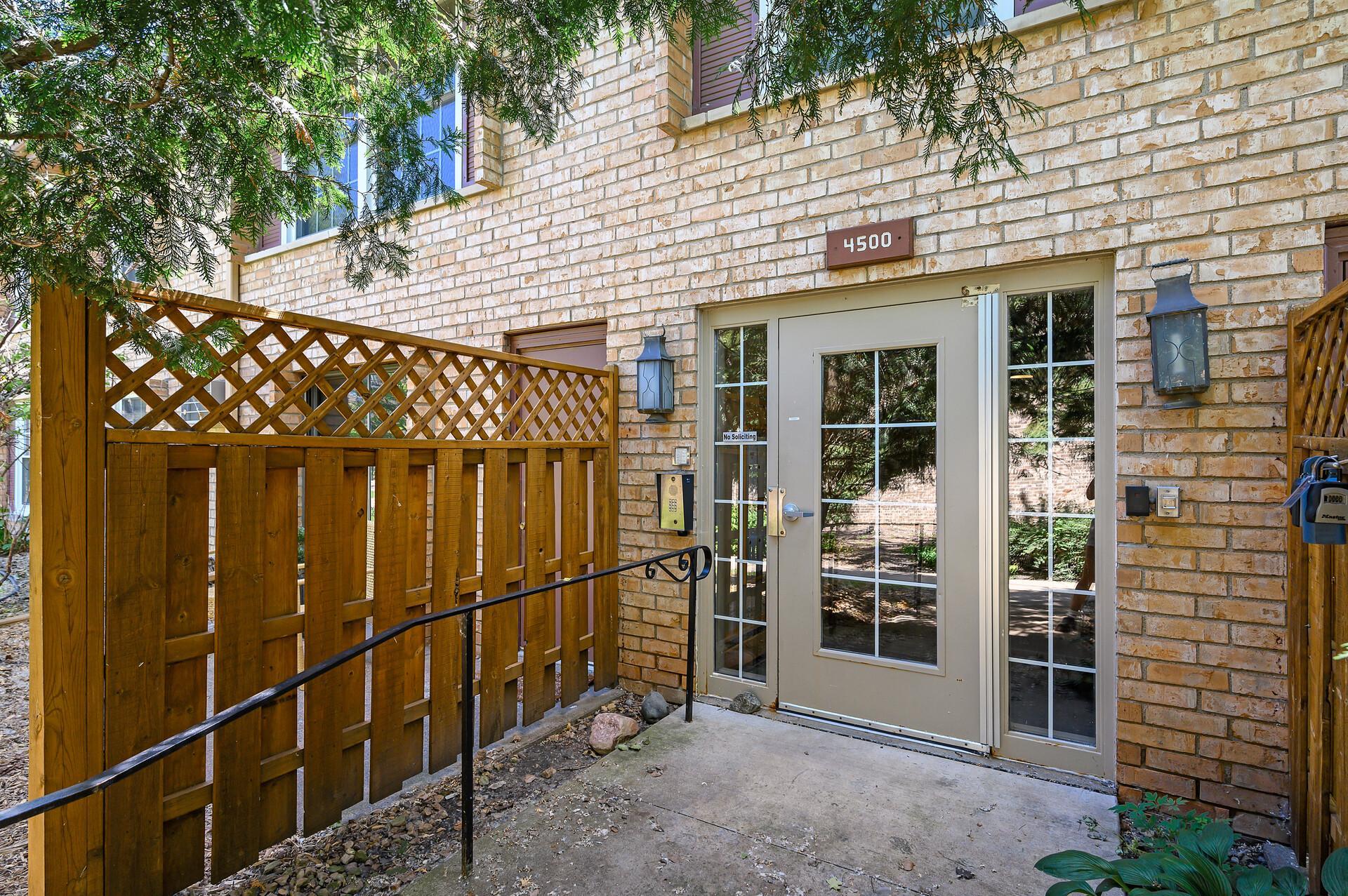 4500 Cedar Lake Road S 8