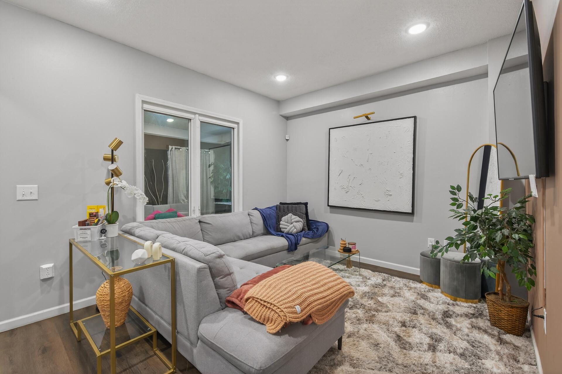 884 Westminster Street