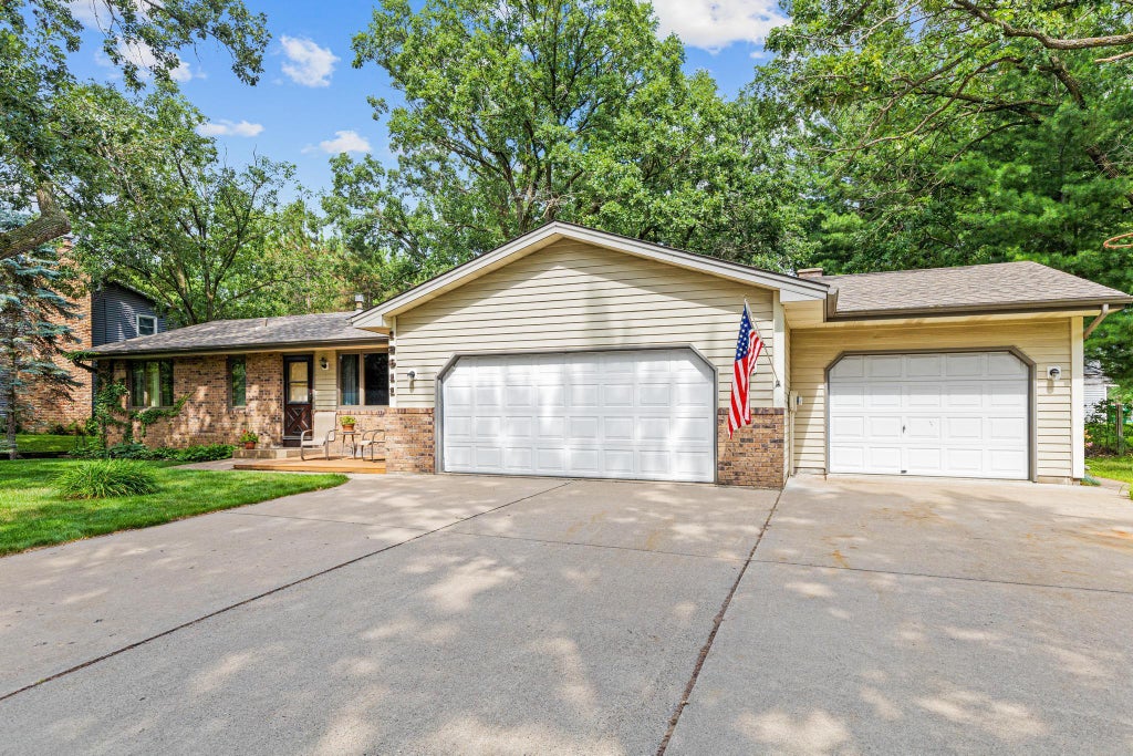 Photo of 12611 Larch Street NW, Coon Rapids, MN 55448 (MLS # 7134269)