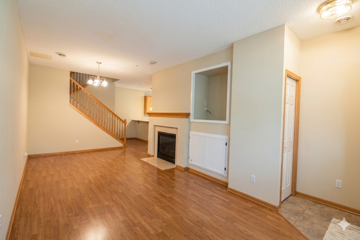 1591 Woodlynn Avenue 2