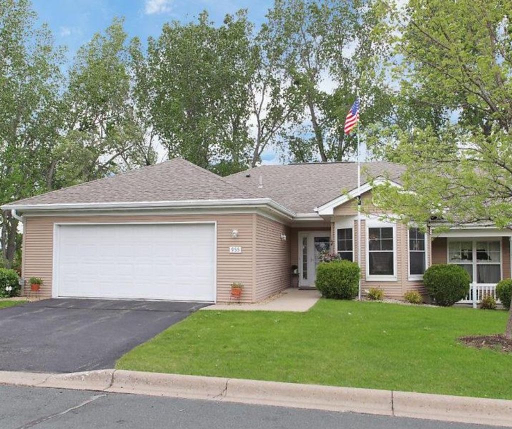 Photo of 955 Bahls Drive, Hastings, MN 55033 (MLS # 7003877)