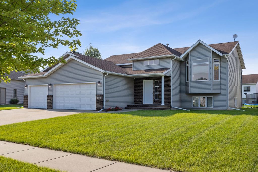 Photo of 4216 34th Avenue S, Fargo, ND 58104 (MLS # 7030944)