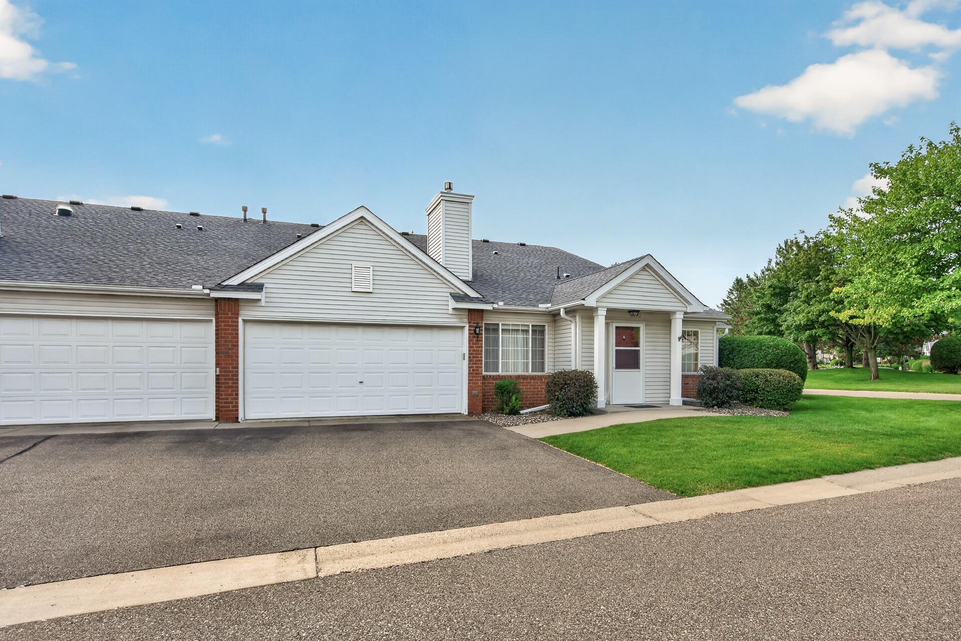 2790 87th Street E 11