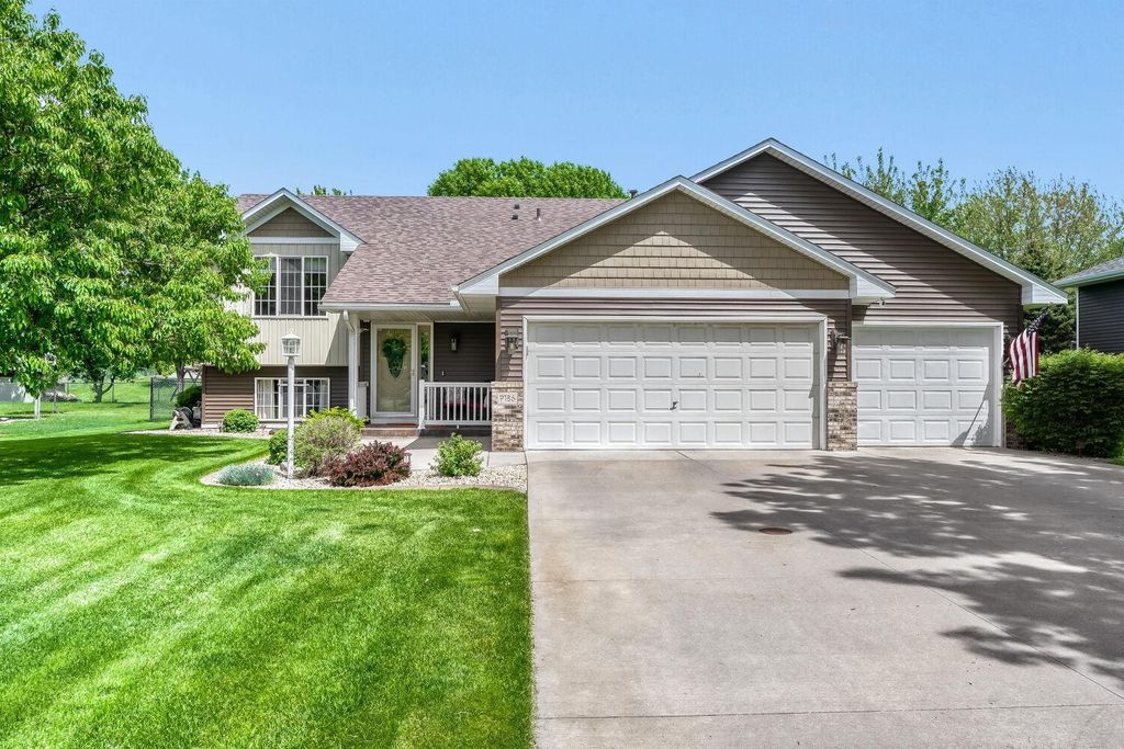 Photo of 9186 Fallon Drive NE, Monticello, MN 55362 (MLS # 7080065)