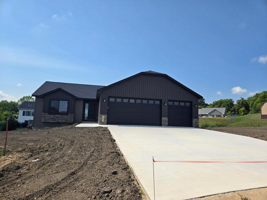2 MARIE CIR, ELYSIAN, MN 56028 - Image 1c7882aa8cd79c4a38ce71fc17e89f8b/1920693349