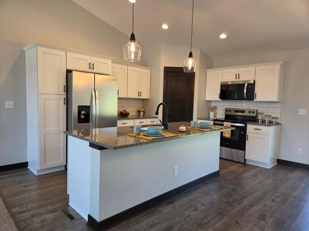 Photo of 2 Marie Circle, Elysian, MN 56028 (MLS # 7117154)