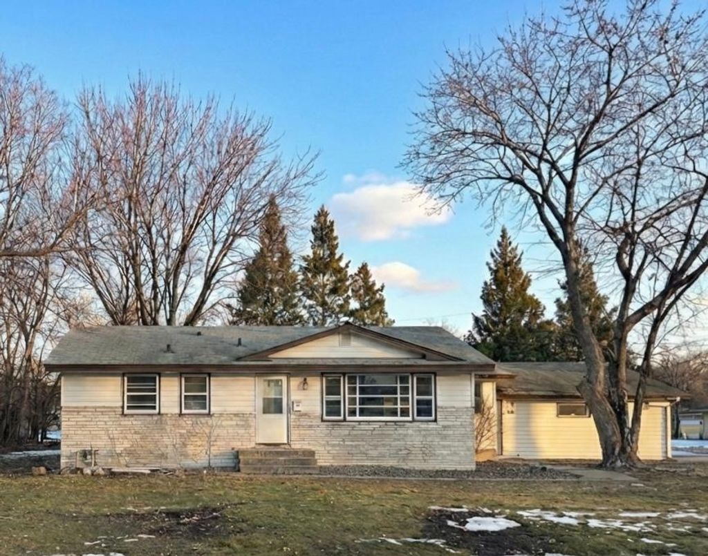 Photo of 7300 64th Avenue N, Brooklyn Park, MN 55428 (MLS # 7023796)