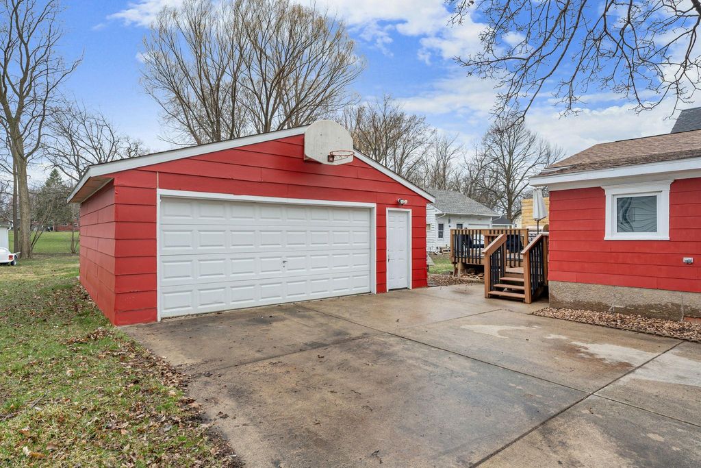 Photo of 127 E Mckinley Street, Owatonna, MN 55060 (MLS # 7049243)